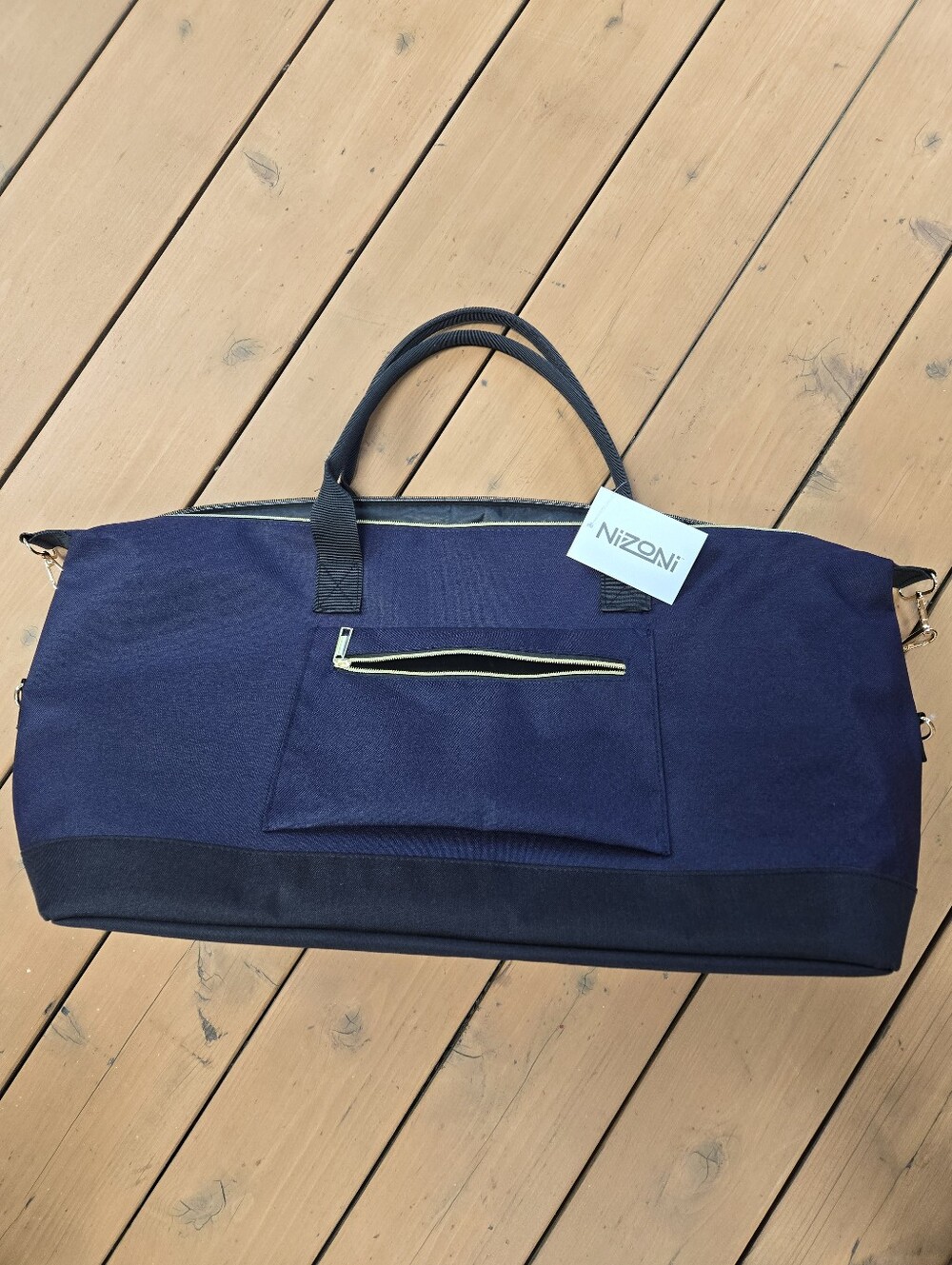 Niizoni Navy and Black Weekender Duffel Bag With Front Pocket.